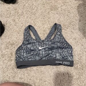 Nike Pro Women's Gray Sports Bra